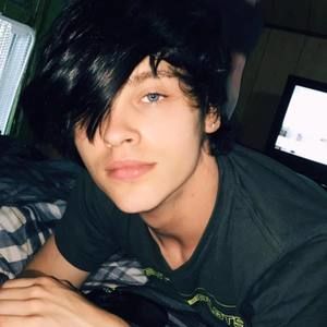 Meet your Posher, Charles